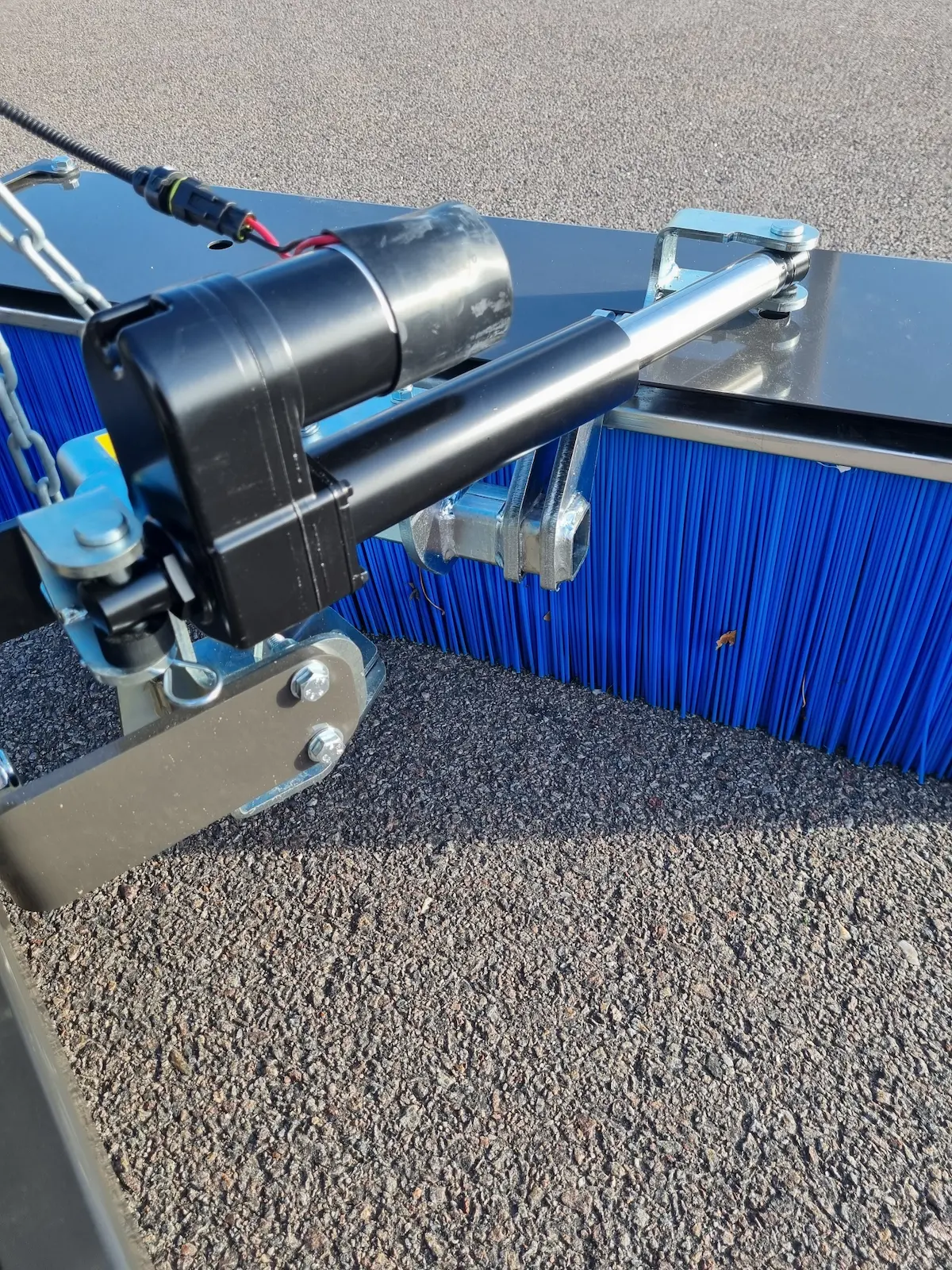 Push_Broom_Sopborste_Sweeptech Stiga Park